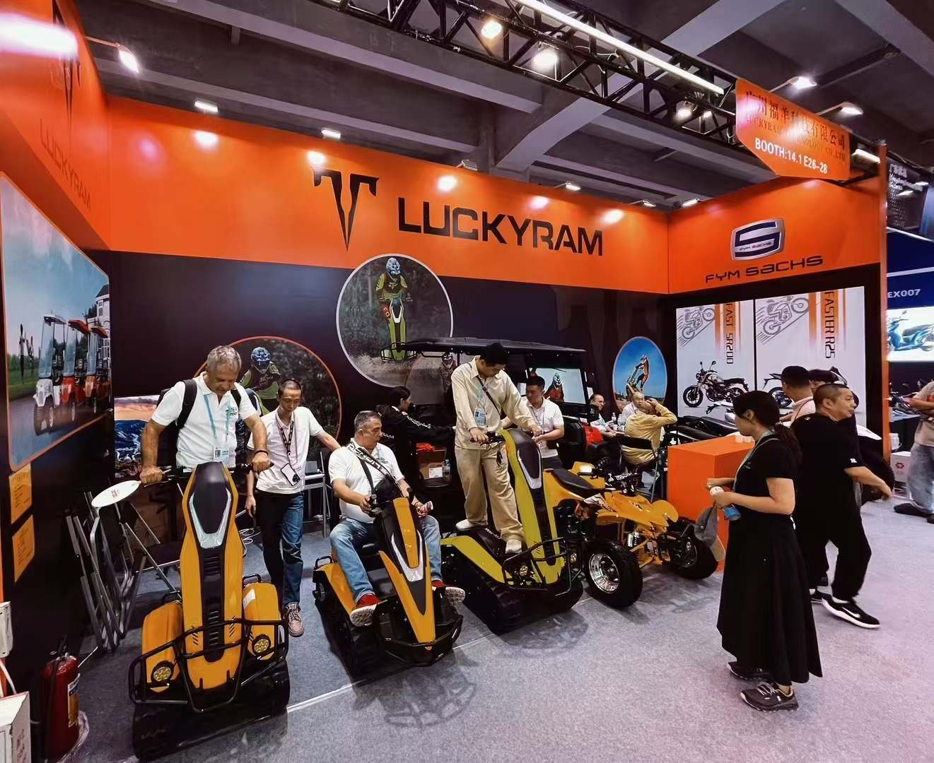 Luckyram ATVs يلتقط عيون المشترين الأجانب في معرض كانتون 136