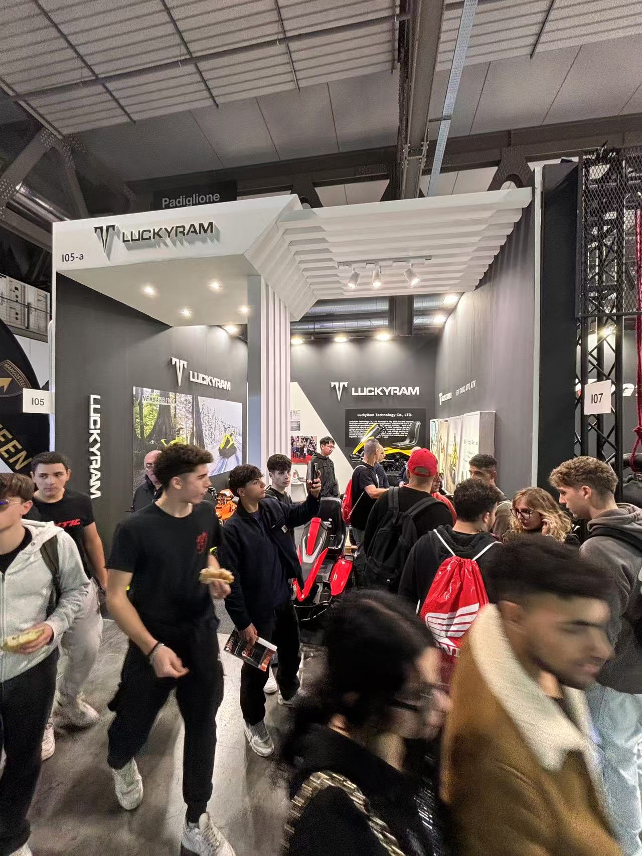يضيء خزان ETV في EICMA 2024