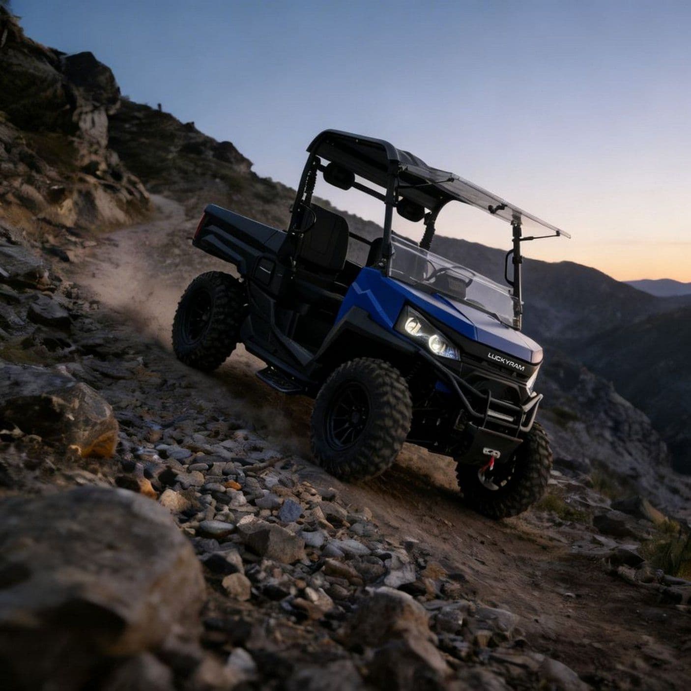 Farm Electric UTV PKE بدون مفتاح 4WD إطارات 14 بوصة محرك تيار متردد 10KW